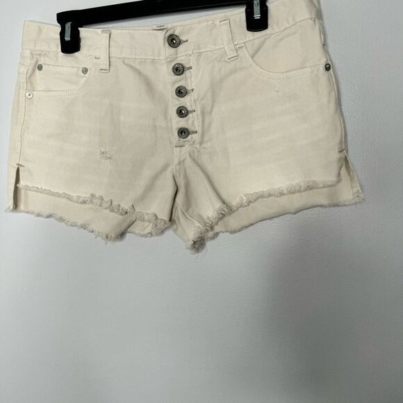 Free People ivory shorts size 28 - Picture 1 of 6